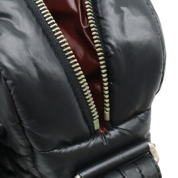 CHANEL Black Shoulder Bag - Picture 9 of 10